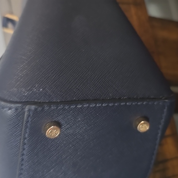 Tory Burch Dark Blue Tote Bag With Holiday Scarf - Picture 4 of 12